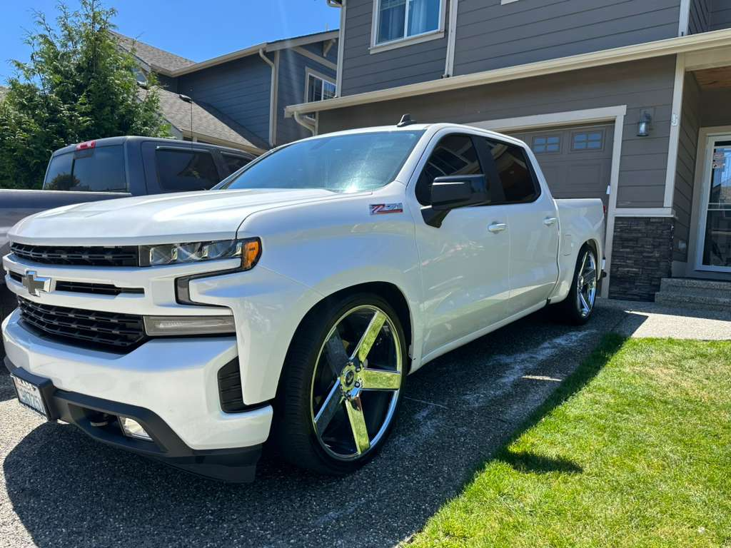 Final quality inspection and finished detailing